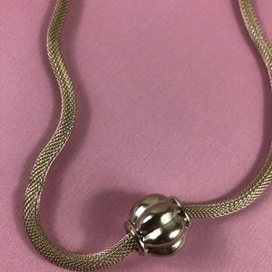 Women’s Silver Tone Mesh Fashion Necklace